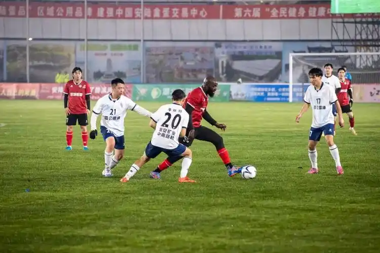 意大利乙级联赛：威尼斯 VS 卡利亚里